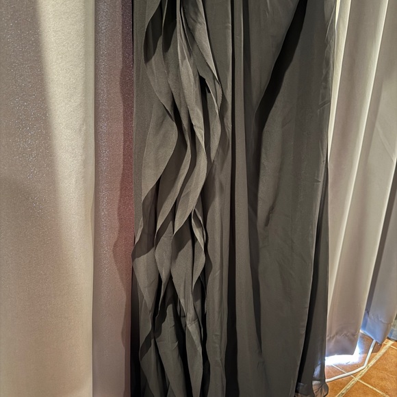 Black Evening Gown - Picture 2 of 4